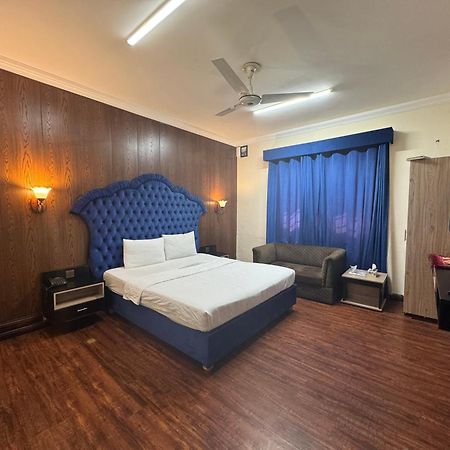伊斯兰堡 Orbit Residency F-7酒店 外观 照片