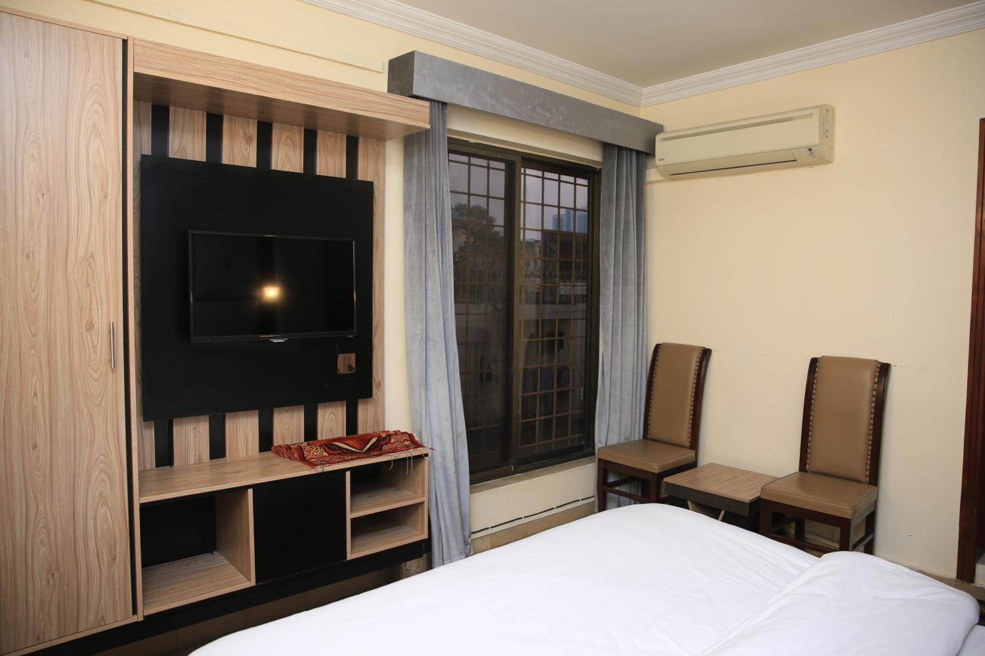 伊斯兰堡 Orbit Residency F-7酒店 外观 照片